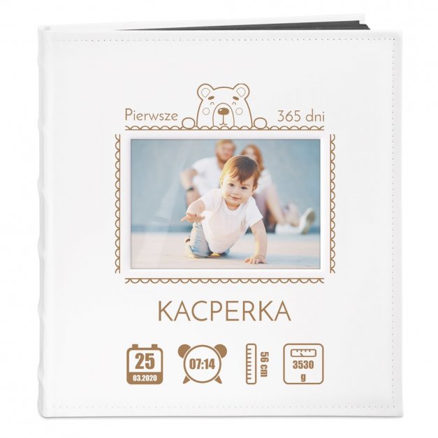 Album na zdjęcia z okienkiem i nadrukiem dla chłopca na roczek