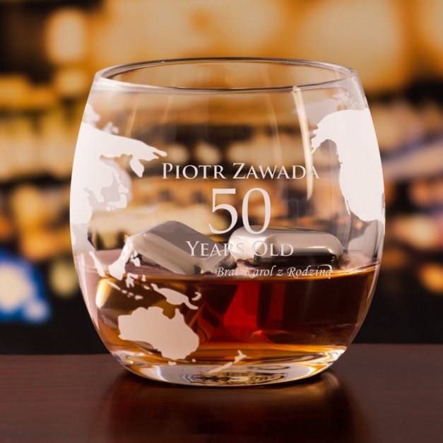 Zestaw do whisky karafka globus statek z 2 szklankami z grawerem dla brata na 50 urodziny