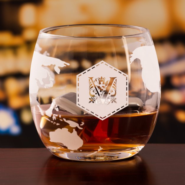Karafka szklana ze statkiem do whisky z 4 szklankami zestaw z grawerem inicjał dla niej niego pary