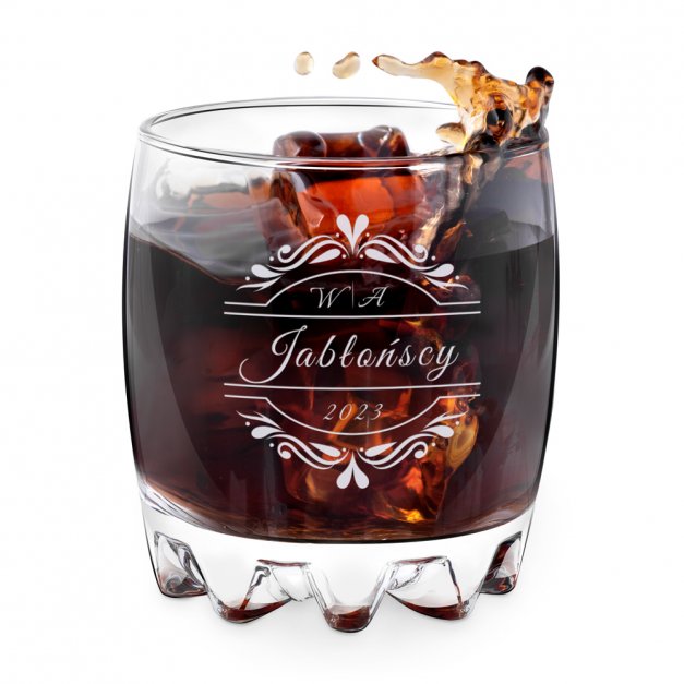 Szklanka grawerowana sylwana z dedykacją dla pary na ślub rocznicę