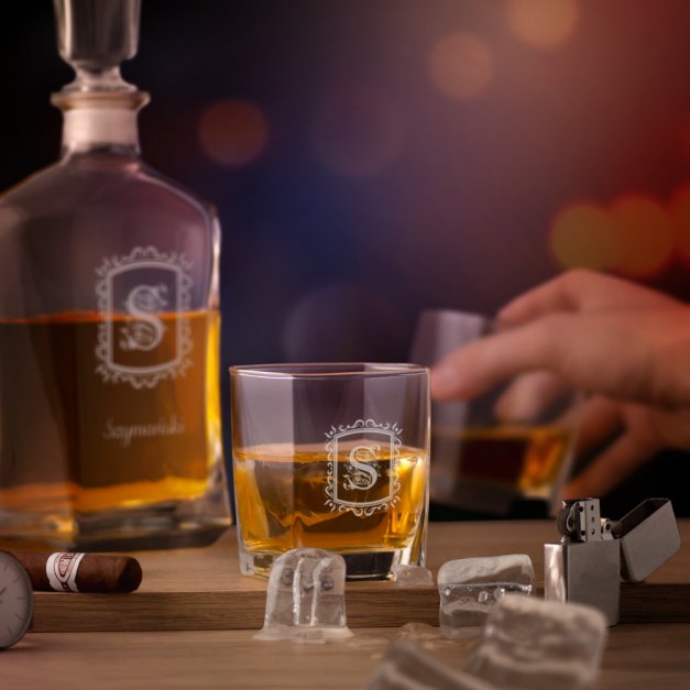 Karafka z 2 szklankami zestaw z grawerem dla konesera whisky dziadka na urodziny