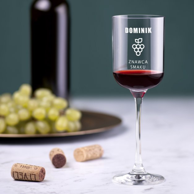 Kieliszek szklany do wina Glamour z grawerem dla niego znawcy smaku winiarza