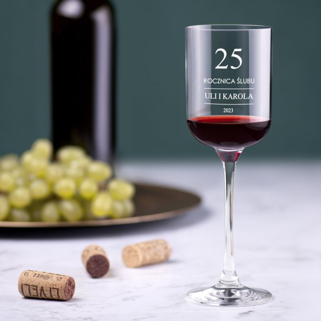 Kieliszek szklany do wina Glamour z grawerem dla pary na 25 rocznicę
