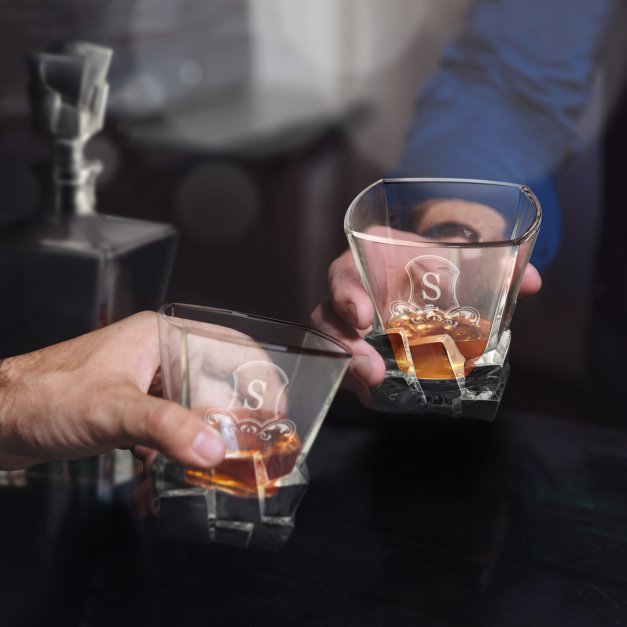 Karafka Ice Blink i 6 szklanek z grawerem dla konesera whisky