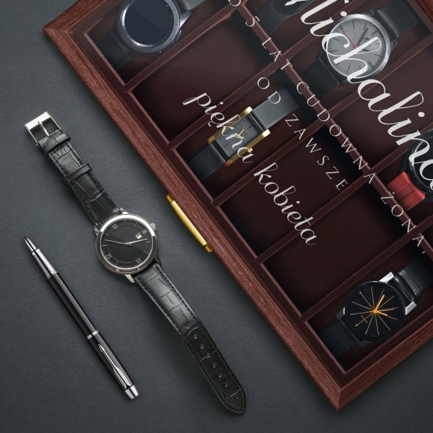Szkatułka brązowa na zegarki z grawerem dla żony na 5 rocznicę