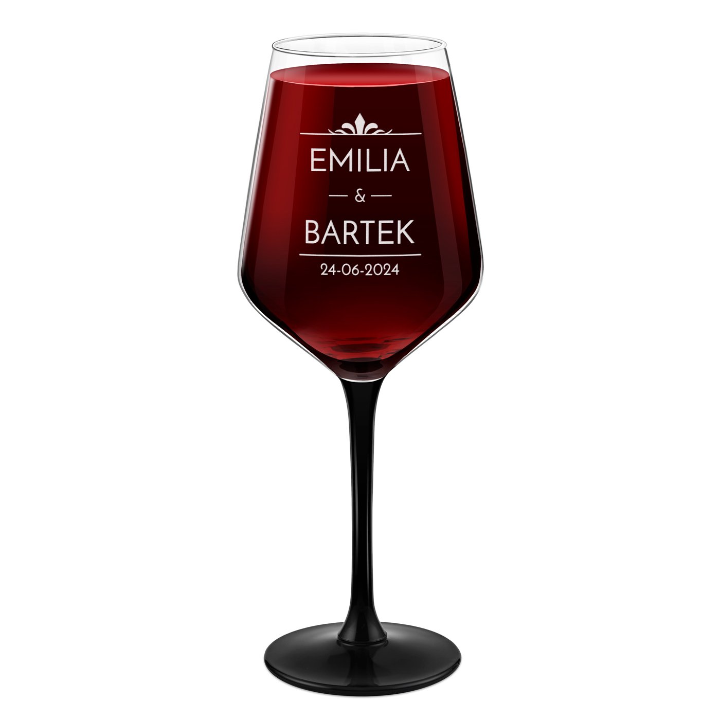 Kieliszek rubin z czarn nk z grawerem dla pary na lub