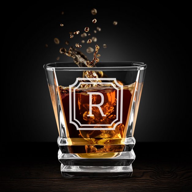 Szklanka do whisky geometric z grawerowanym inicjałem