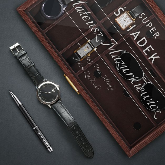 Szkatułka brązowa na zegarki i okulary z grawerem dla świadka jako podziękowanie ślubne