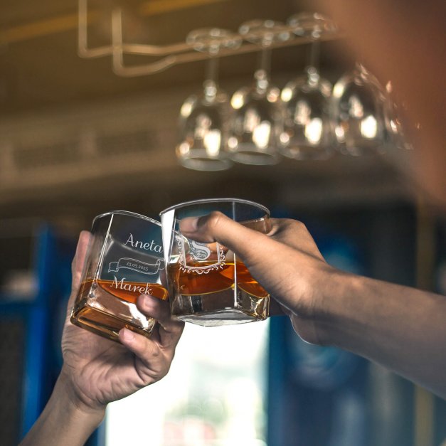 Szklanka do whisky z grawerem dla pary na ślub rocznicę