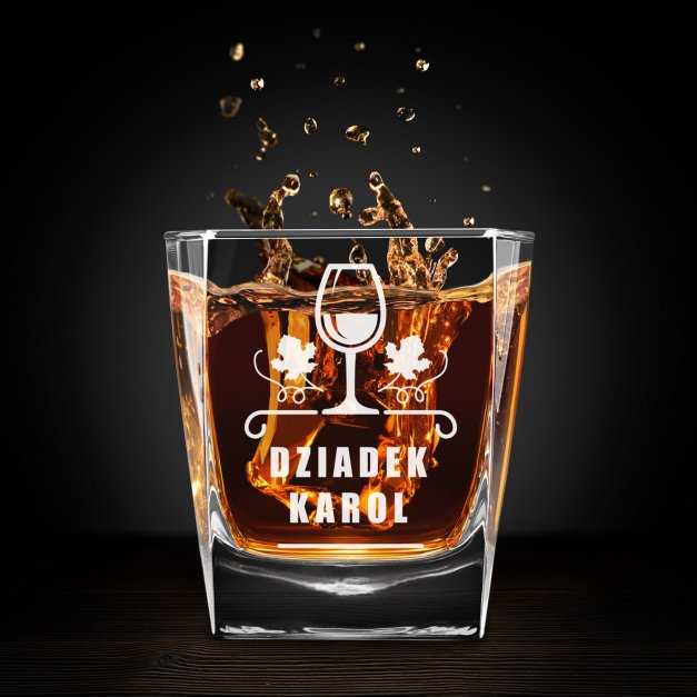 Karafka do whisky pyramid z 4 szklankami capitol i grawerem dla dziadka na urodziny