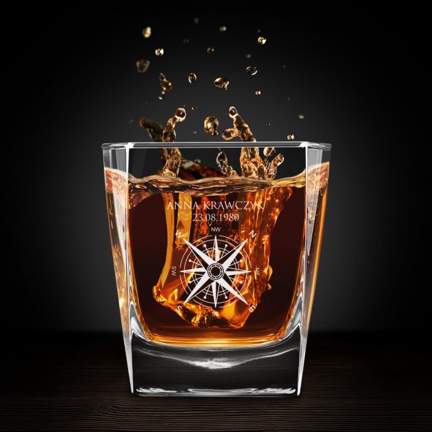 Karafka do whisky pyramid z 6 szklankami capitol i grawerem dla podróżnika miłośnika gór na urodziny