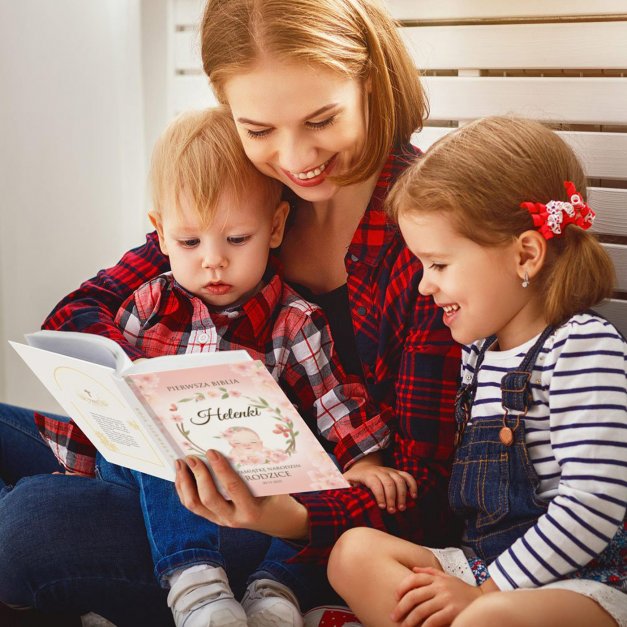 Biblia rozmiar M z nadrukiem dla dziewczynki z okazji narodzin