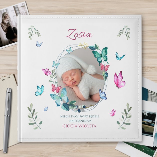 Duży album na zdjęcia z Twoim zdjęciem dla dziewczynki na chrzest