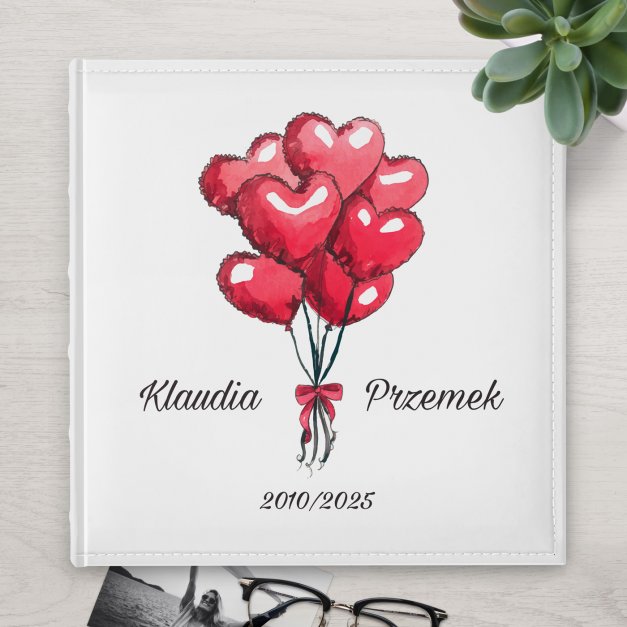 Duży album na zdjęcia z nadrukiem dla pary na ślub