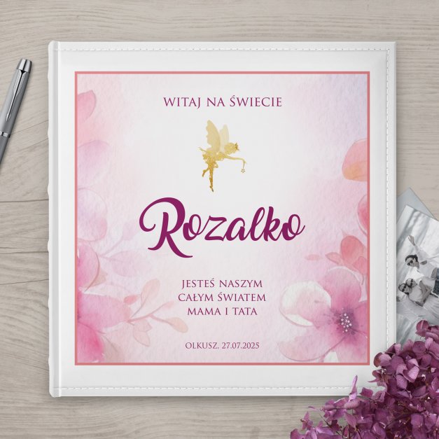 Duży album na zdjęcia z nadrukiem dla dziewczynki z okazji narodzin