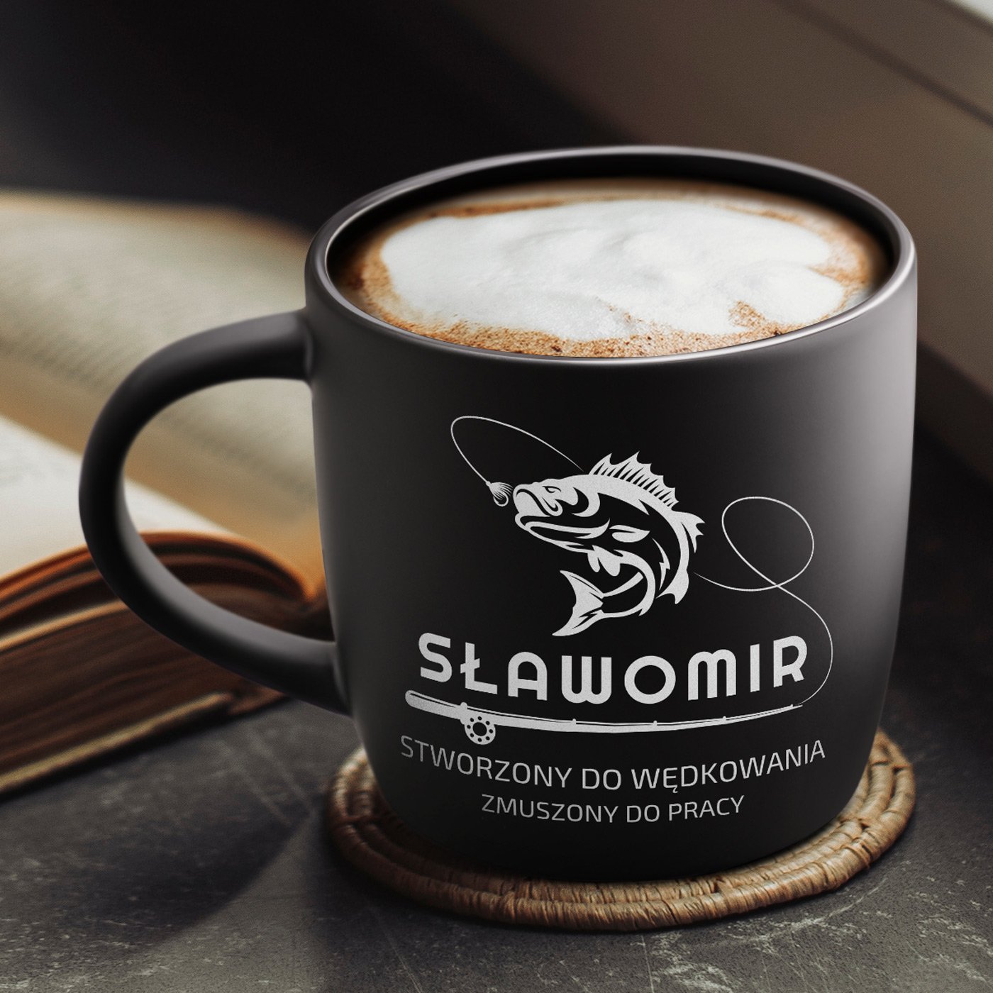 Kubek ceramiczny czarny rodek czarny z grawerem dla wdkarza na imieniny