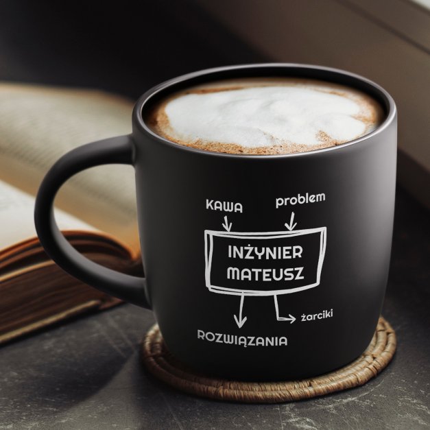 Kubek ceramiczny czarny środek czarny z grawerem dla inżyniera