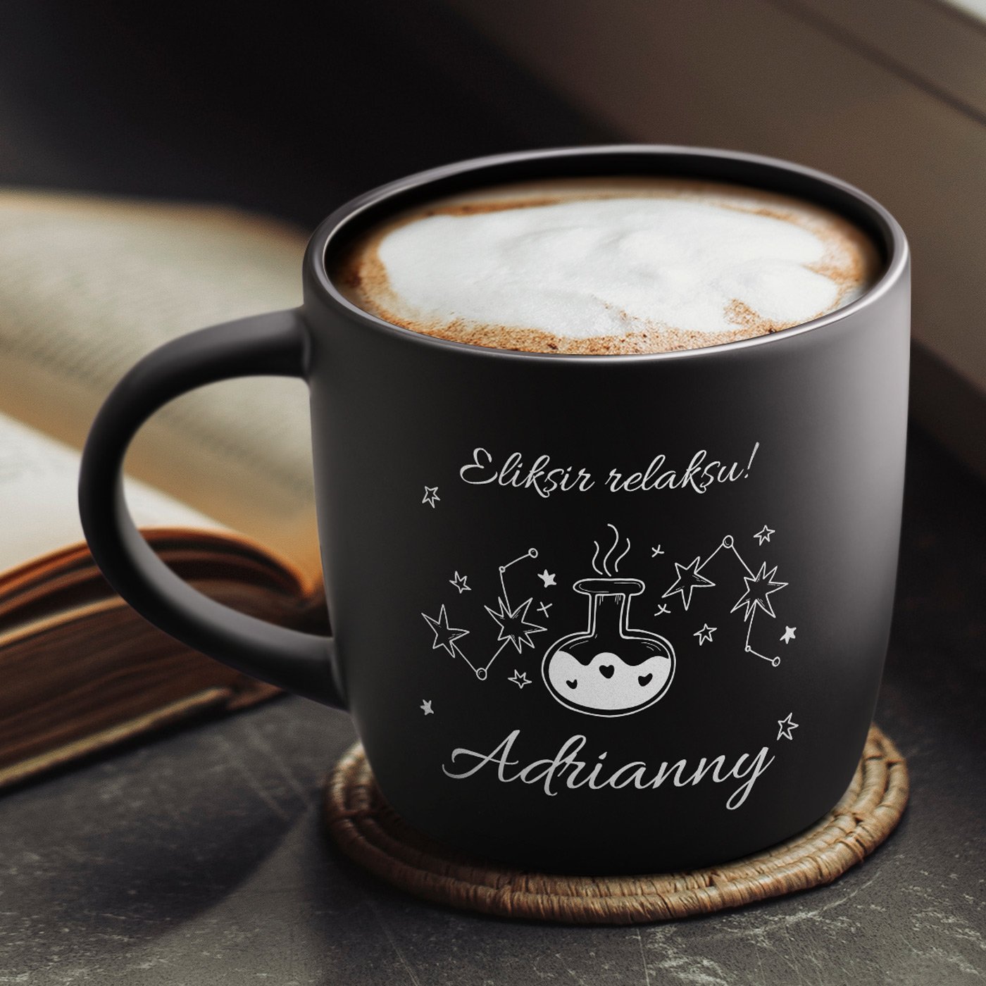 Kubek ceramiczny czarny rodek czarny z grawerem dla niej dziewczyny ony na imieniny