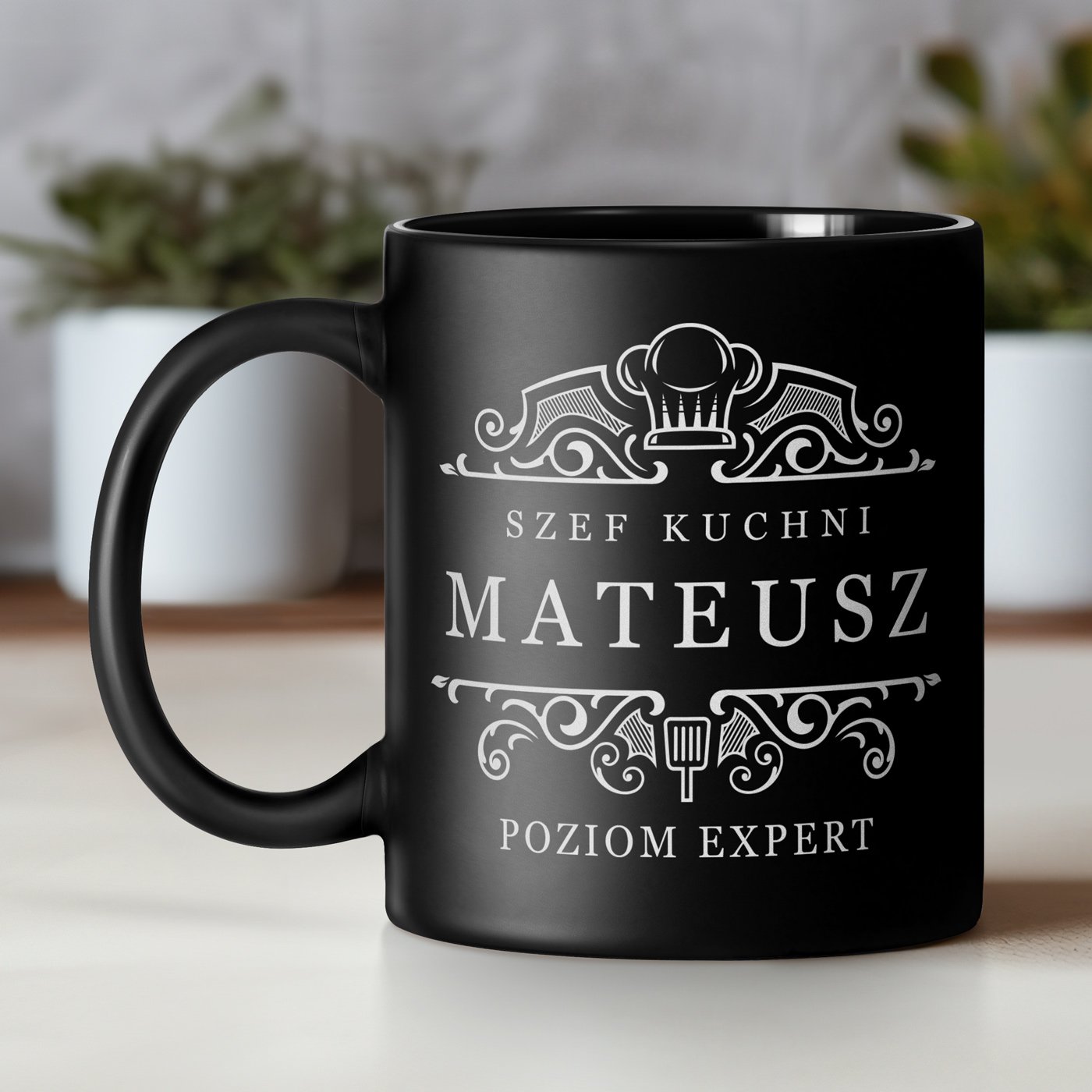 Kubek ceramiczny czarny matowy z grawerem dla szefa kuchni kucharza na imieniny