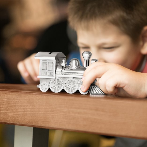 Skarbonka posrebrzana lokomotywa pociąg z grawerem dla chłopca na chrzest