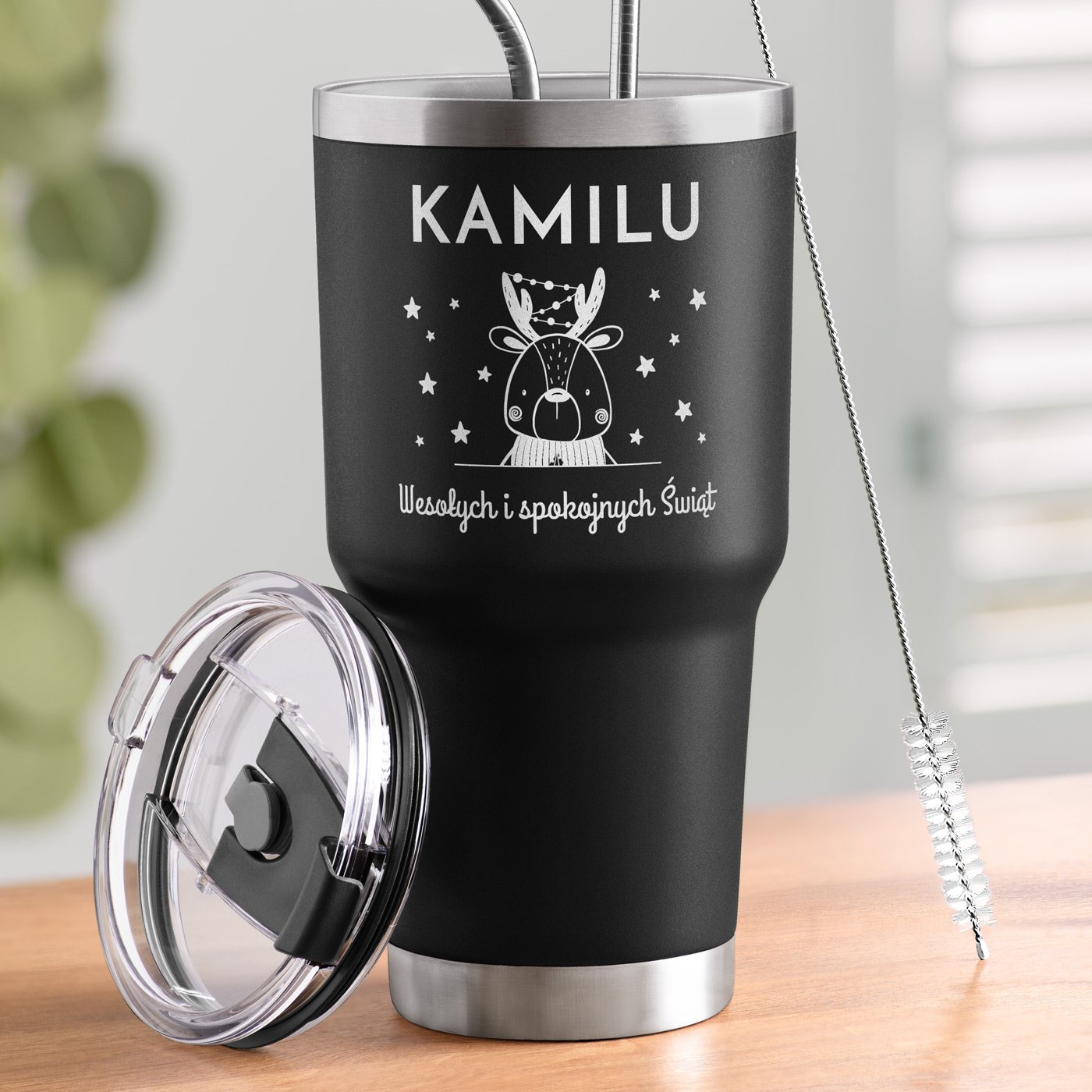 Czarny kubek termiczny z wasnym grawerem dla niego chopca na wita