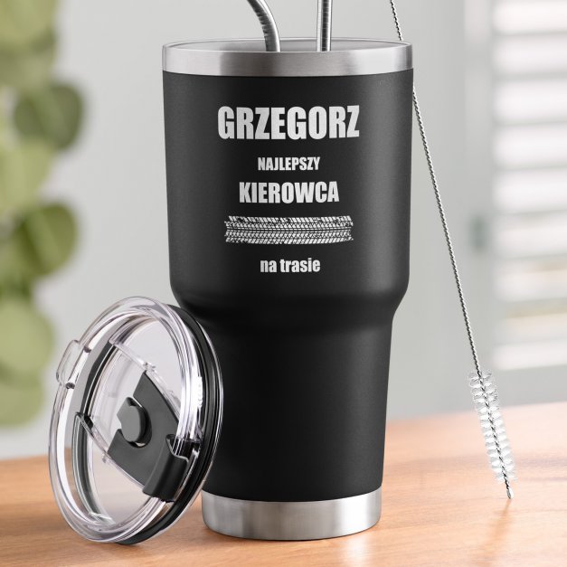 Czarny kubek termiczny z własnym grawerem dla kierowcy na imieniny