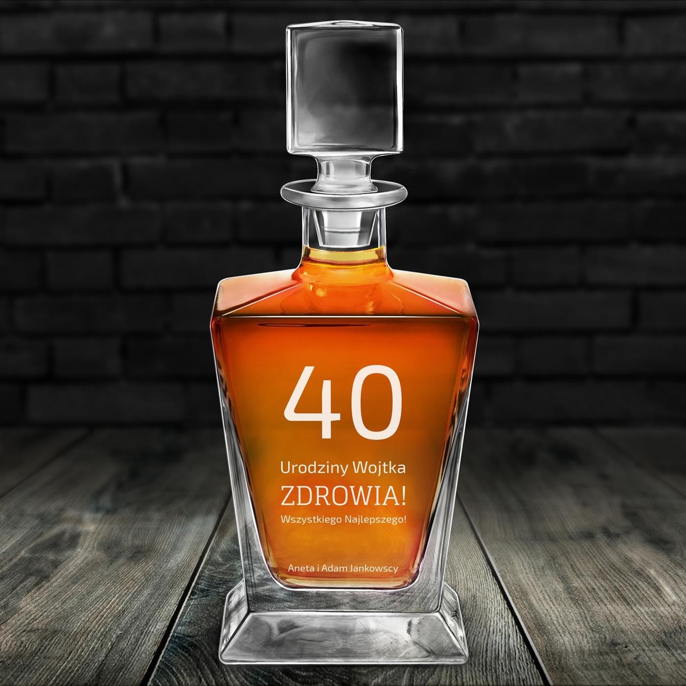 Karafka do whisky pyramid z grawerem dla niego na 40 urodziny