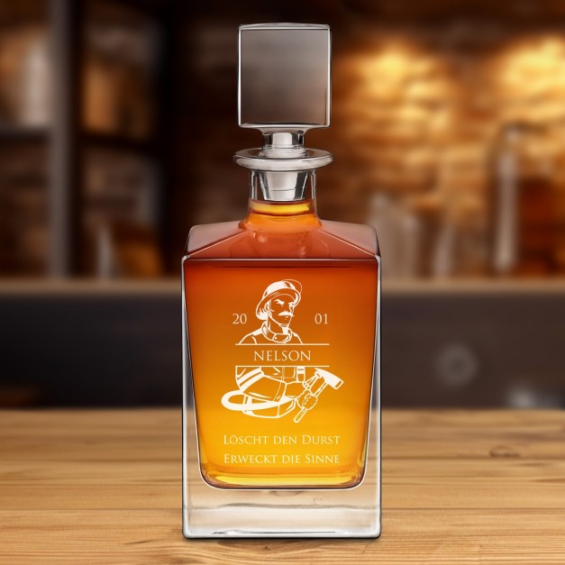 Karafka do whisky cube z grawerem dla strażaka na urodziny