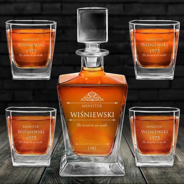 Karafka do whisky pyramid z 4 szklankami capitol i grawerem dla niego na urodziny