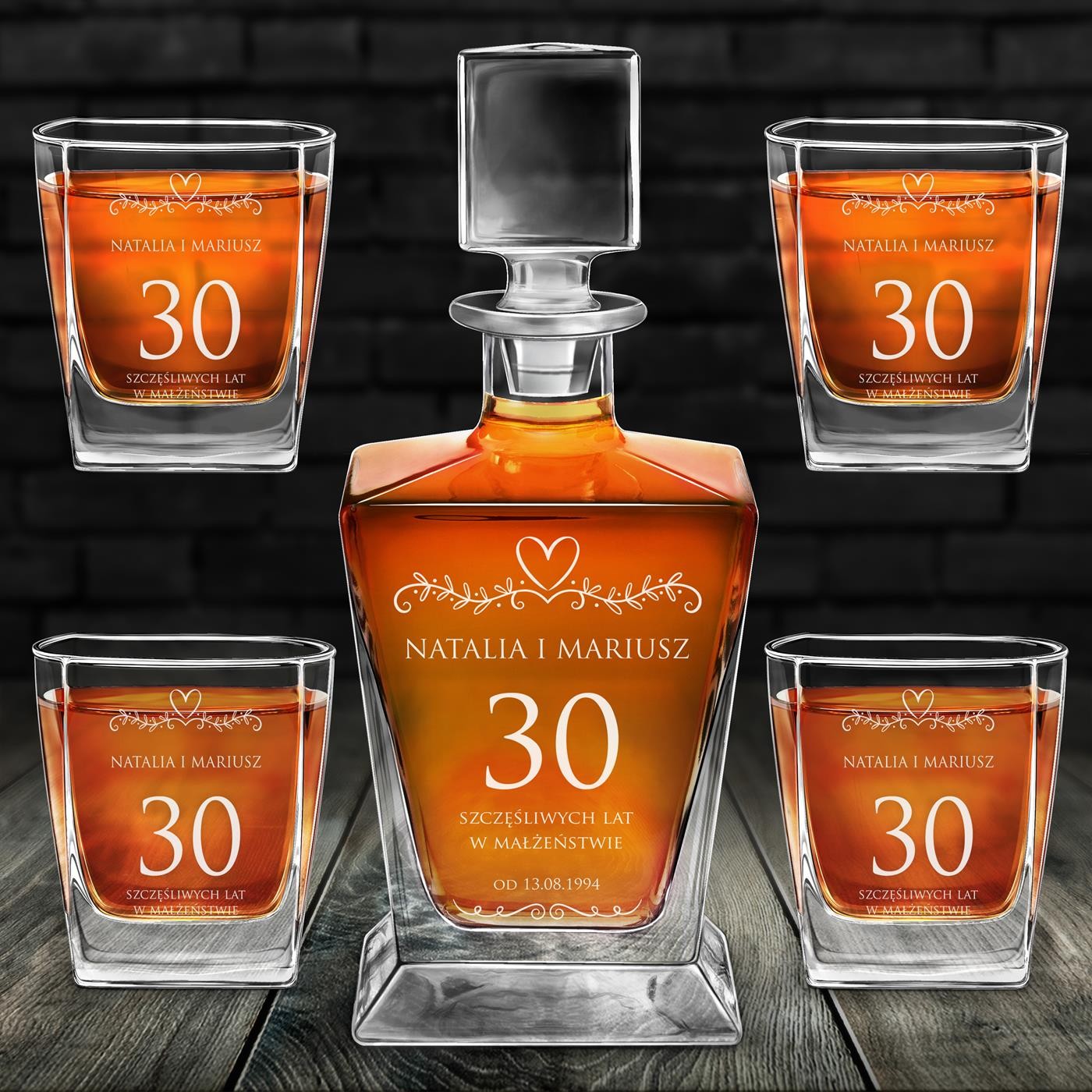 Karafka do whisky pyramid z 4 szklankami capitol i grawerem dla taty na 30 urodziny