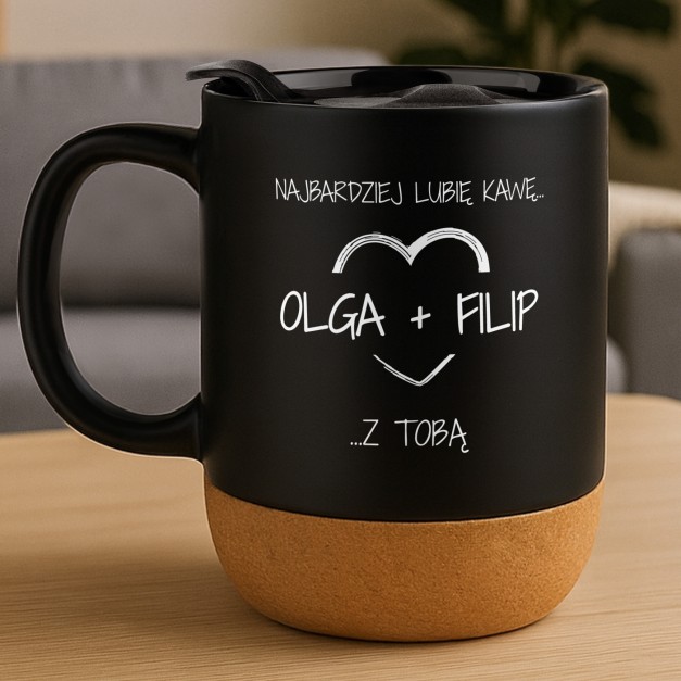 Kubek ceramiczny czarny z przykrywką dla pary na rocznicę parapetówkę walentynki