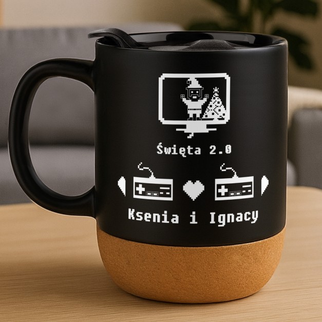 Kubek ceramiczny czarny z przykrywką dla graczy na święta