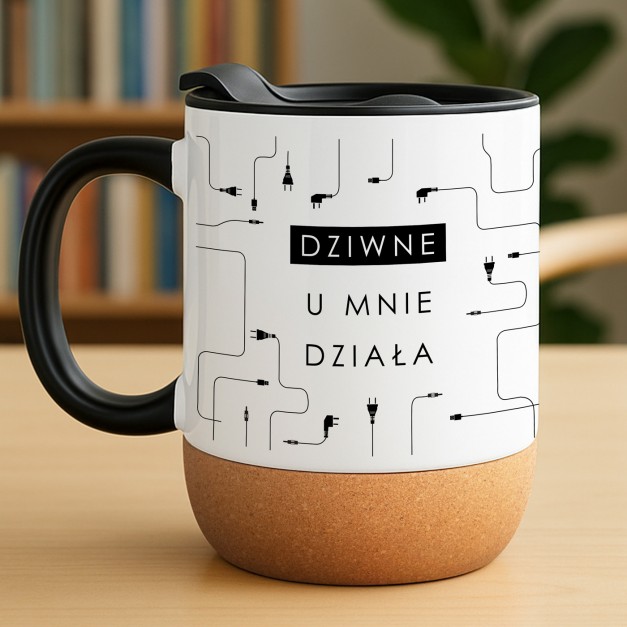 Kubek ceramiczny biały z przykrywką dla informatyka chłopaka