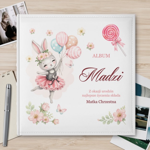 Duży album na zdjęcia dla dziewczynki na urodziny