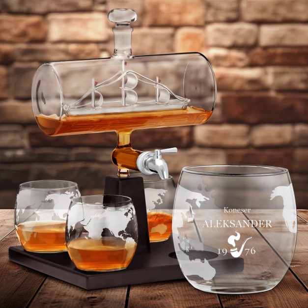 Zestaw do whisky karafka statek szklanki x4 grawer dla konesera