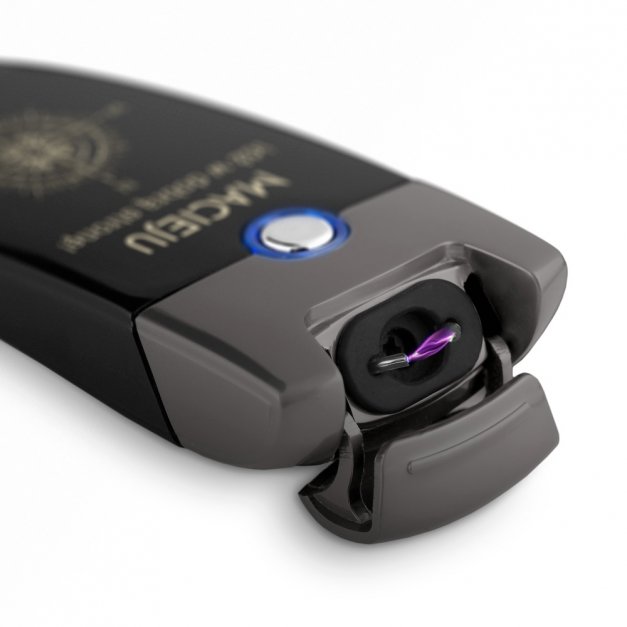 Zapalniczka plazmowa czarna USB z grawerem dla podróżnika na imieniny