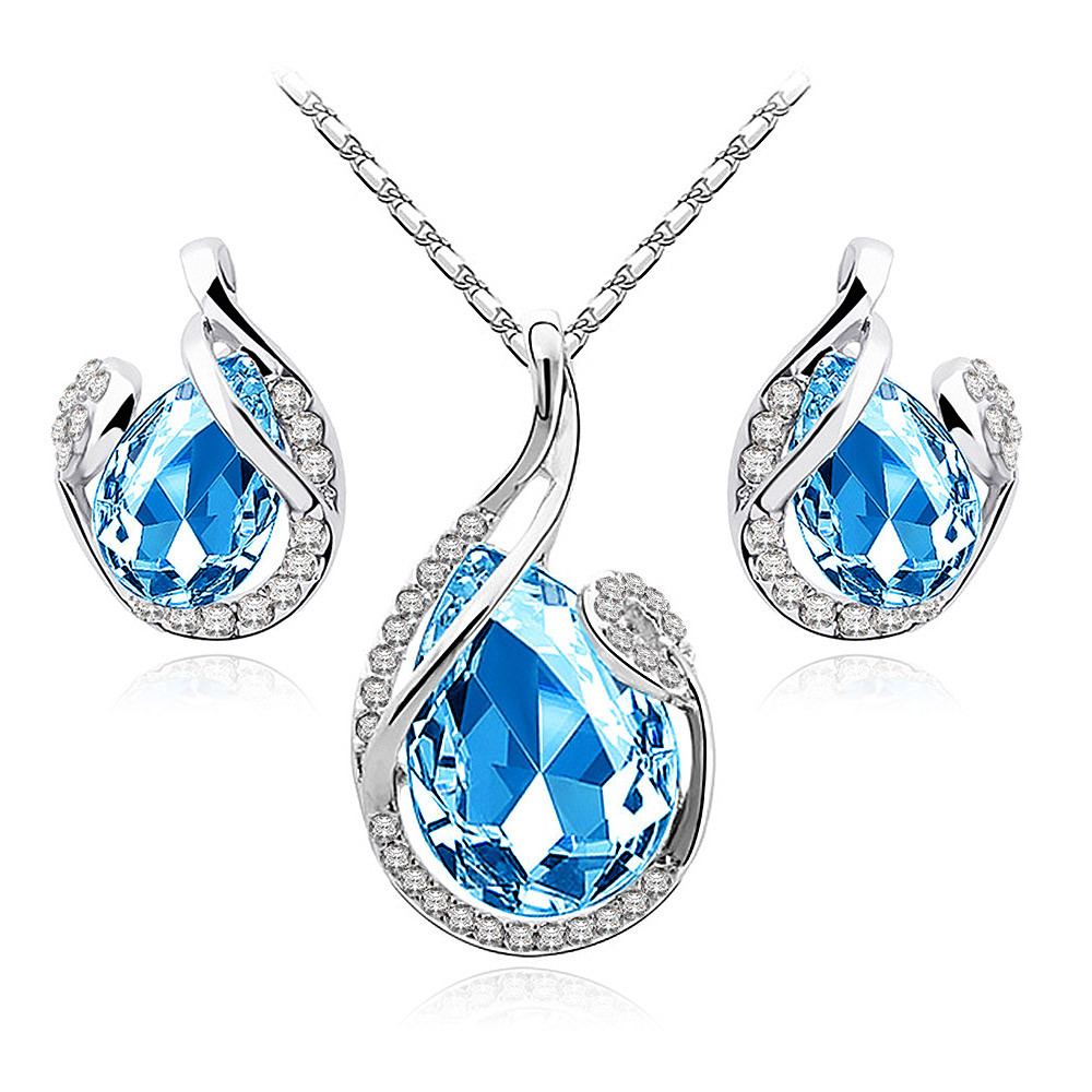Komplet Swarovski Elements Bkitne ezki