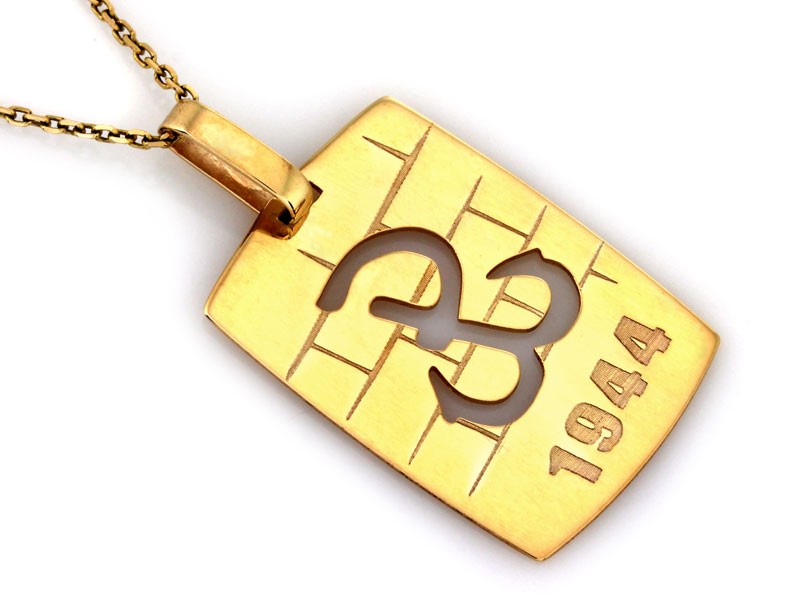Złota zawieszka 585 symbol PREZENT GRAWER