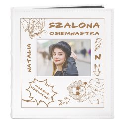 Album na zdjęcia z okienkiem i nadrukiem dla niej na 18 urodziny