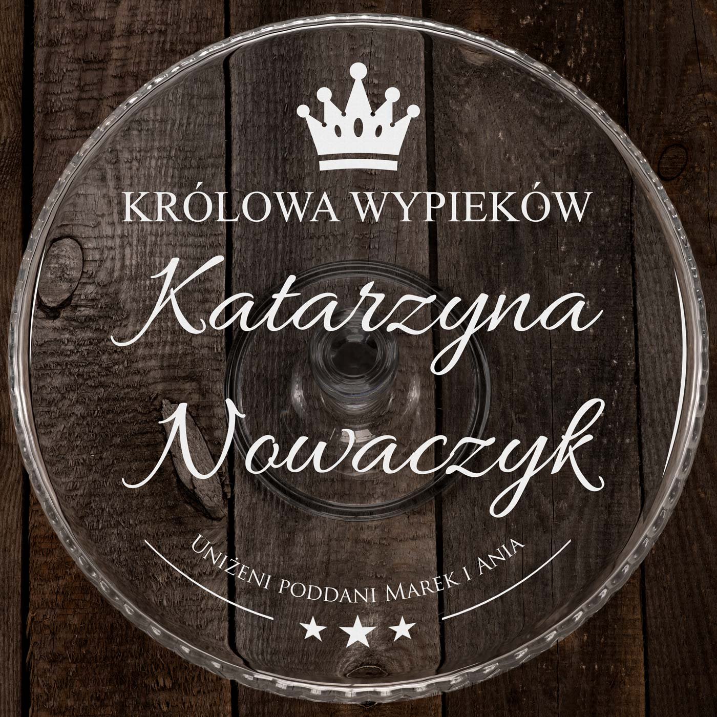 Patera szklana do ciasta z grawerem dla niej cukiernika