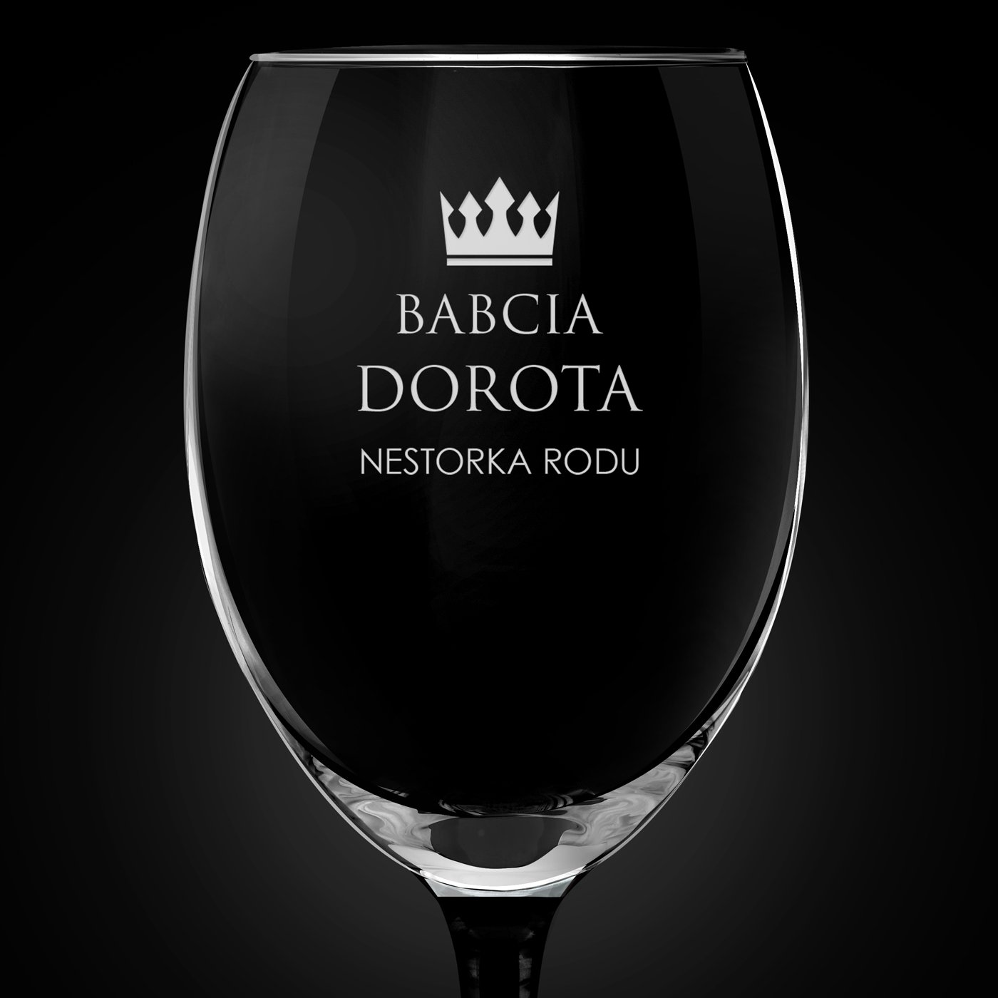 Kieliszek grawerowany do wina z czarną nóżką onyx dla babci