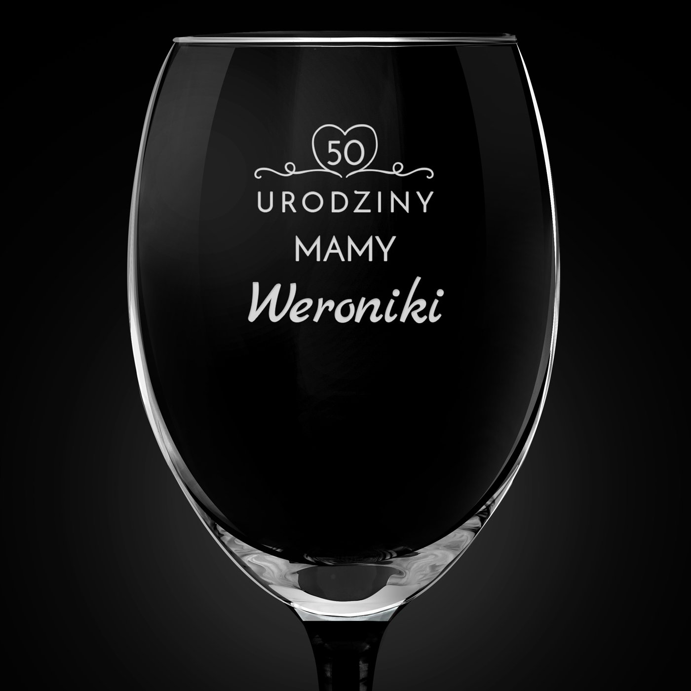 Kieliszki szklane x6 do wina z czarną nóżką onyx z grawerunkiem dla mamy na 50 urodziny