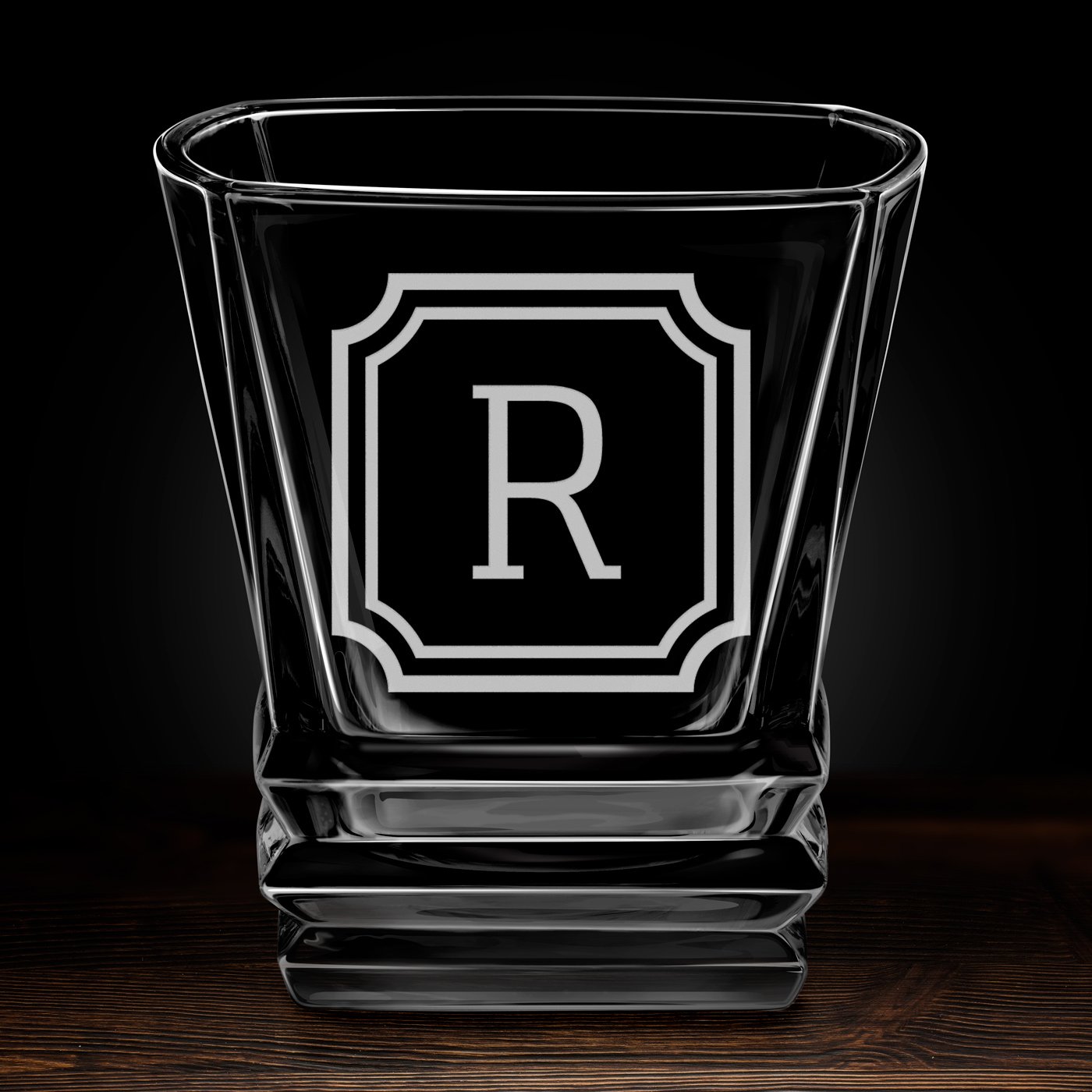 Szklanka do whisky geometric z grawerowanym inicjałem