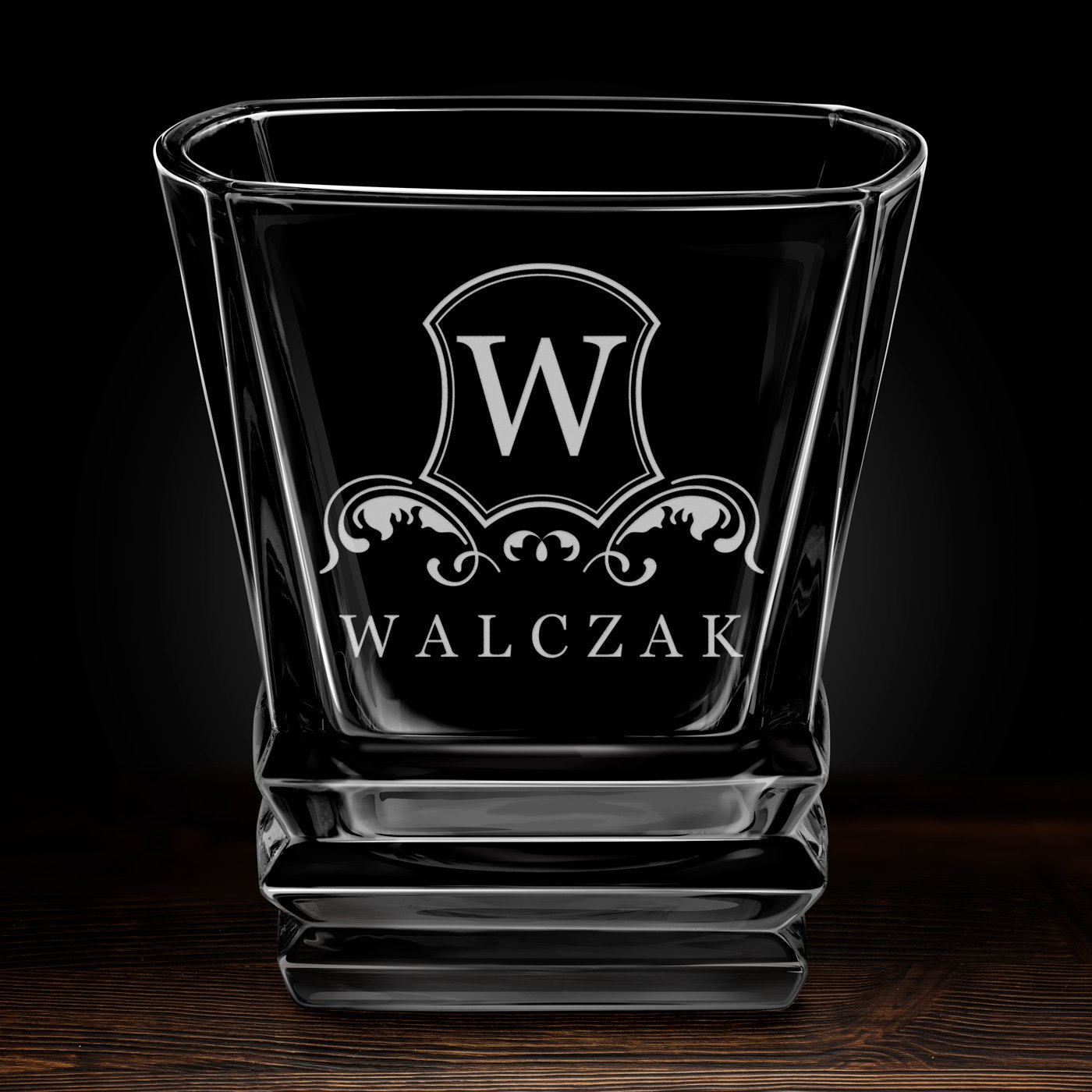 Szklanka do whisky geometric z grawerowanym inicjałem