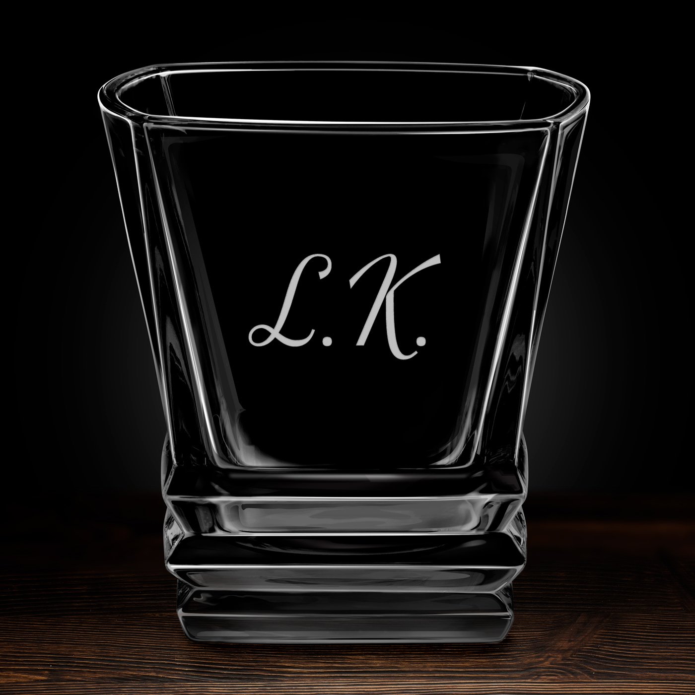 Szklanka do whisky geometric z grawerowanym inicjałem