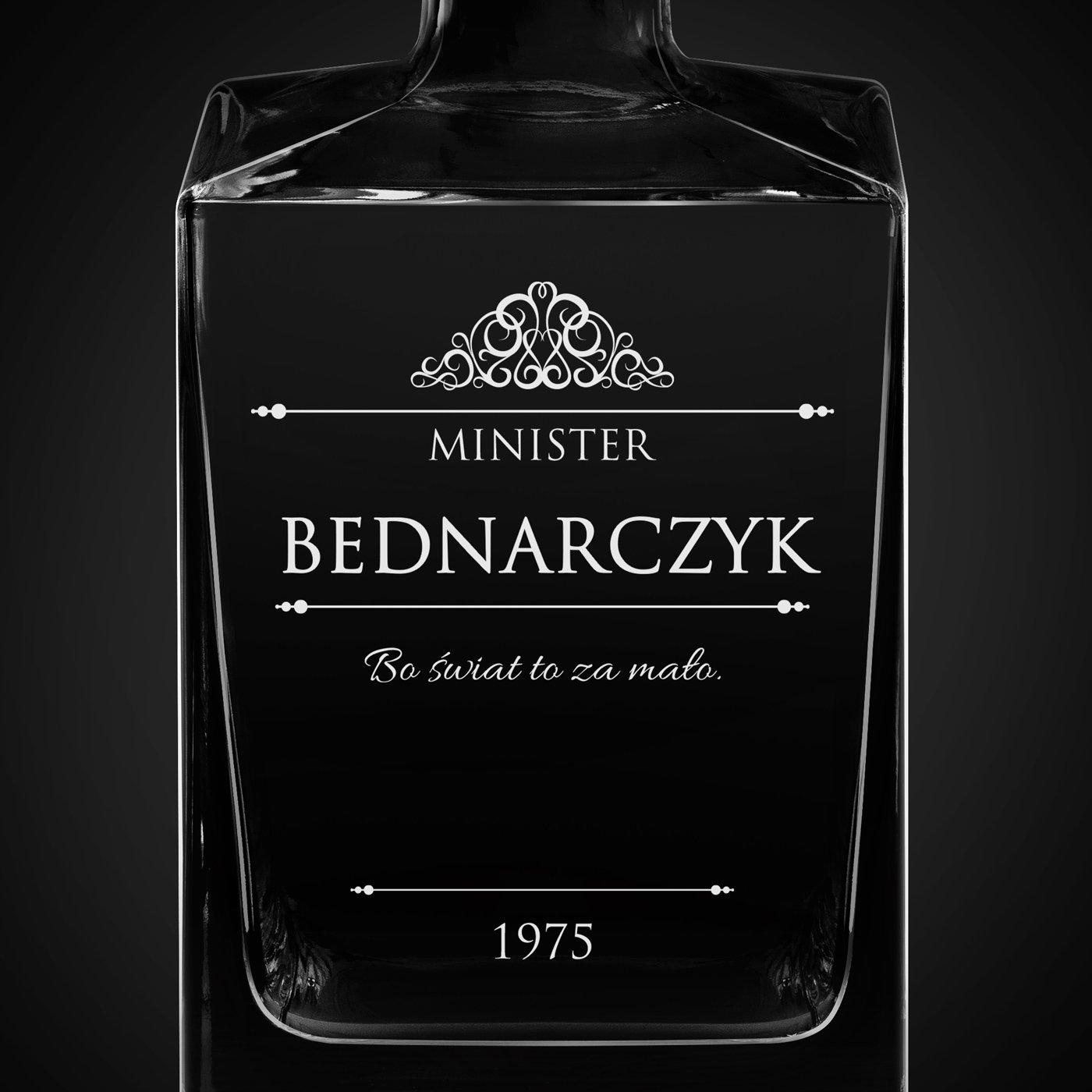 Karafka do whisky cube z grawerem dla niego na urodziny