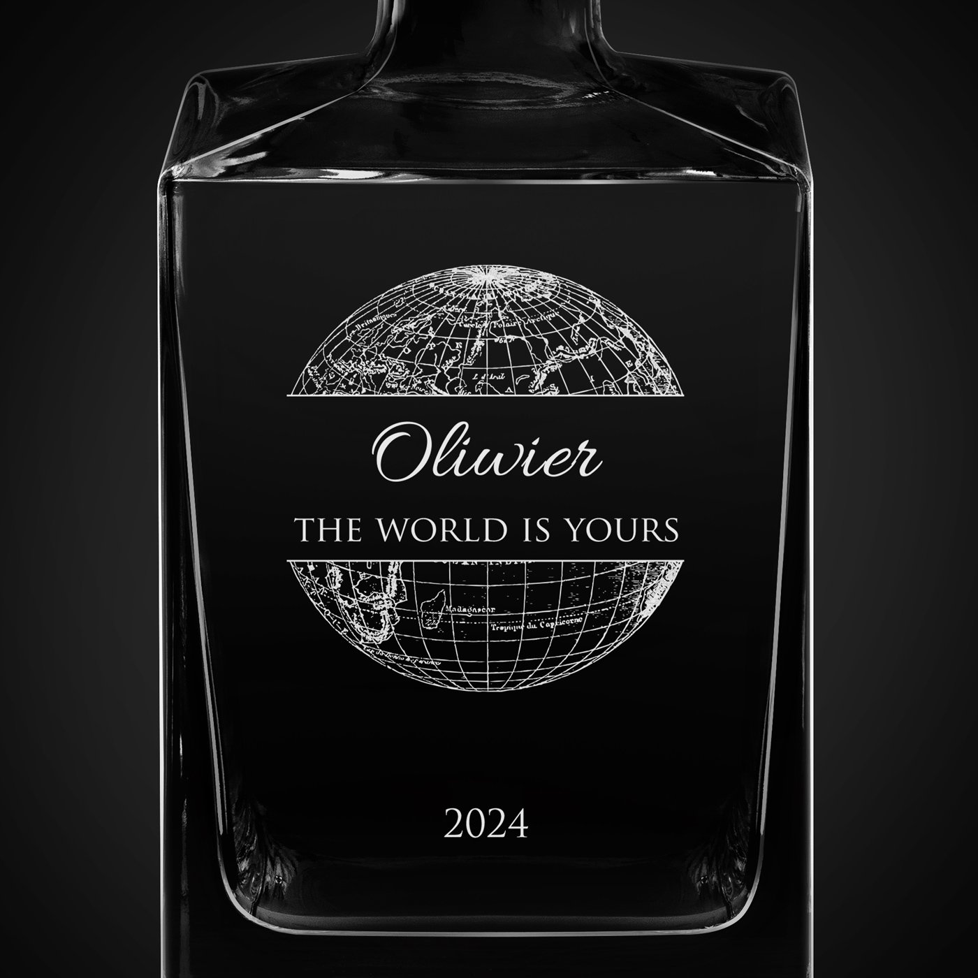 Karafka do whisky cube z grawerem dla niego na imieniny osiemnastkę awans w pracy