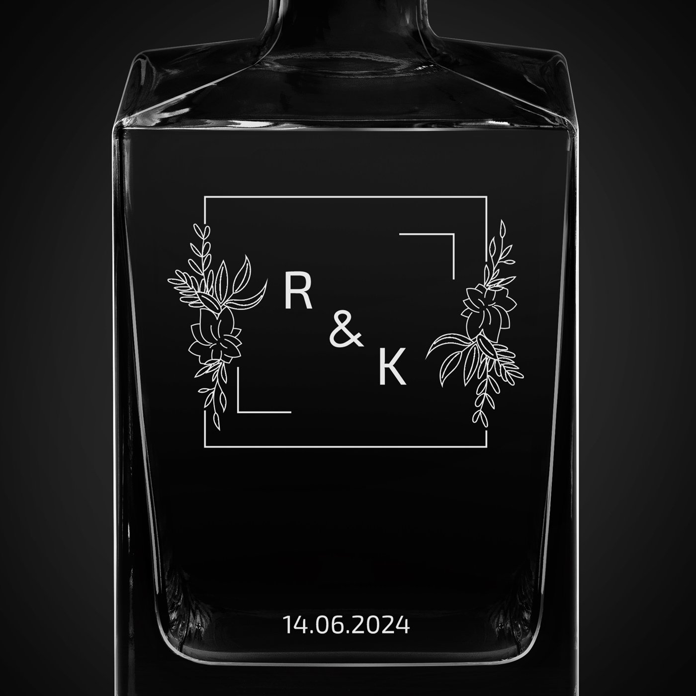 Karafka do whisky cube z grawerem dla pary na ślub rocznicę parapetówkę