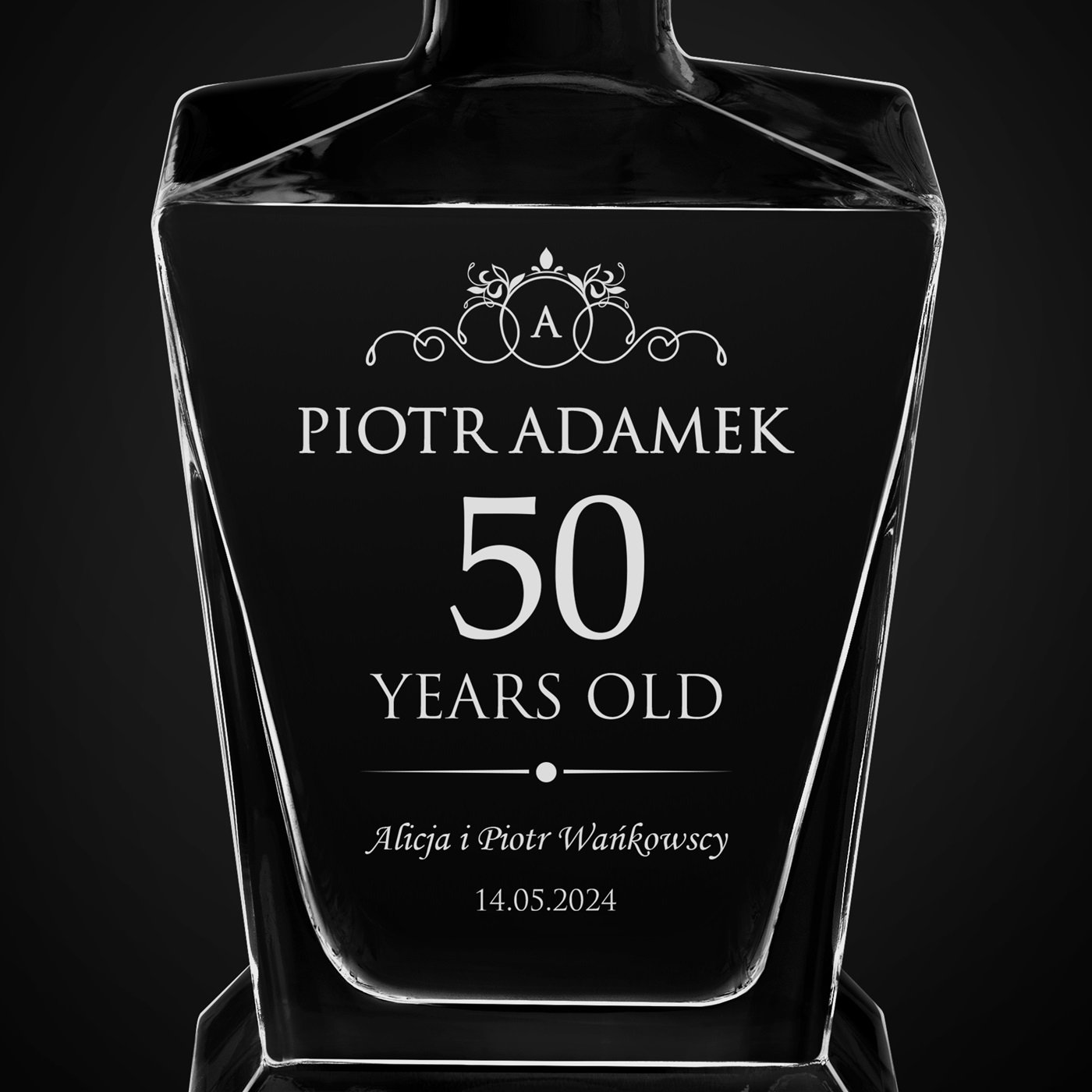 Karafka do whisky pyramid z grawerem dla niego na 50 urodziny