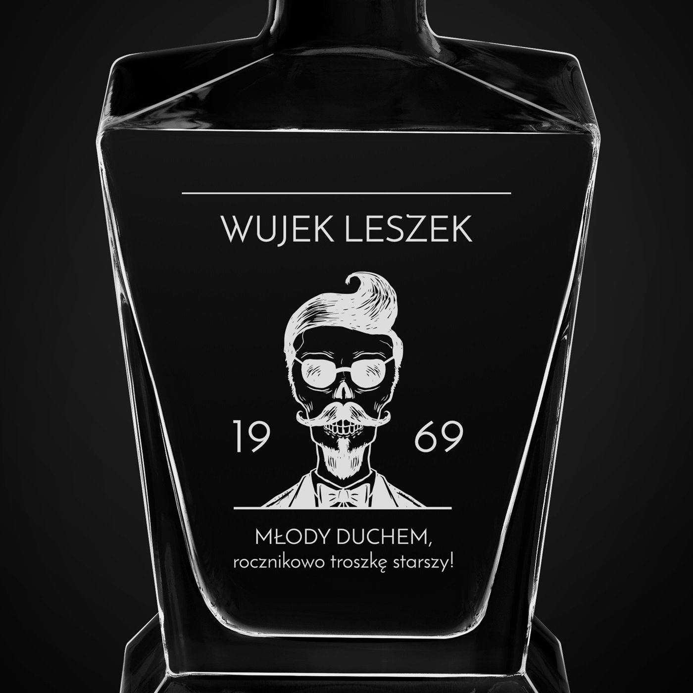 Karafka do whisky pyramid z grawerem dla wujka na urodziny